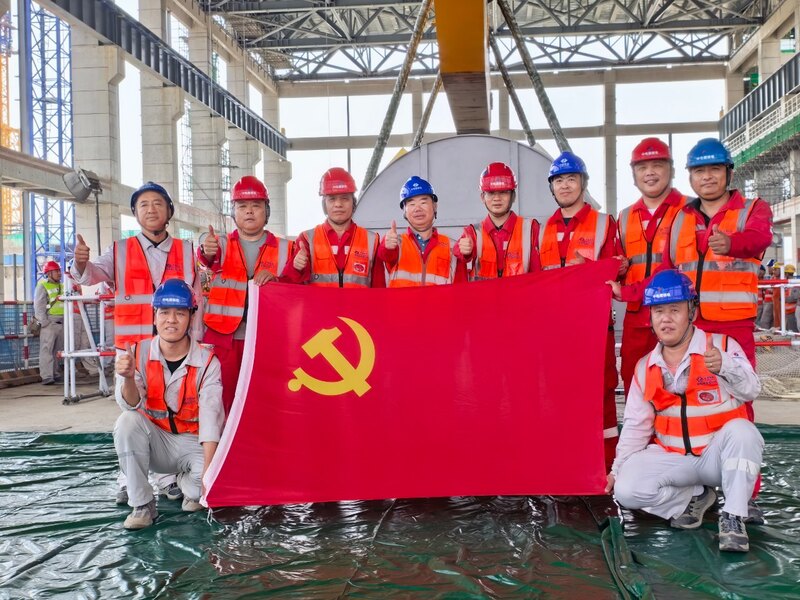 广东廉江核电项目党员突击队.jpg